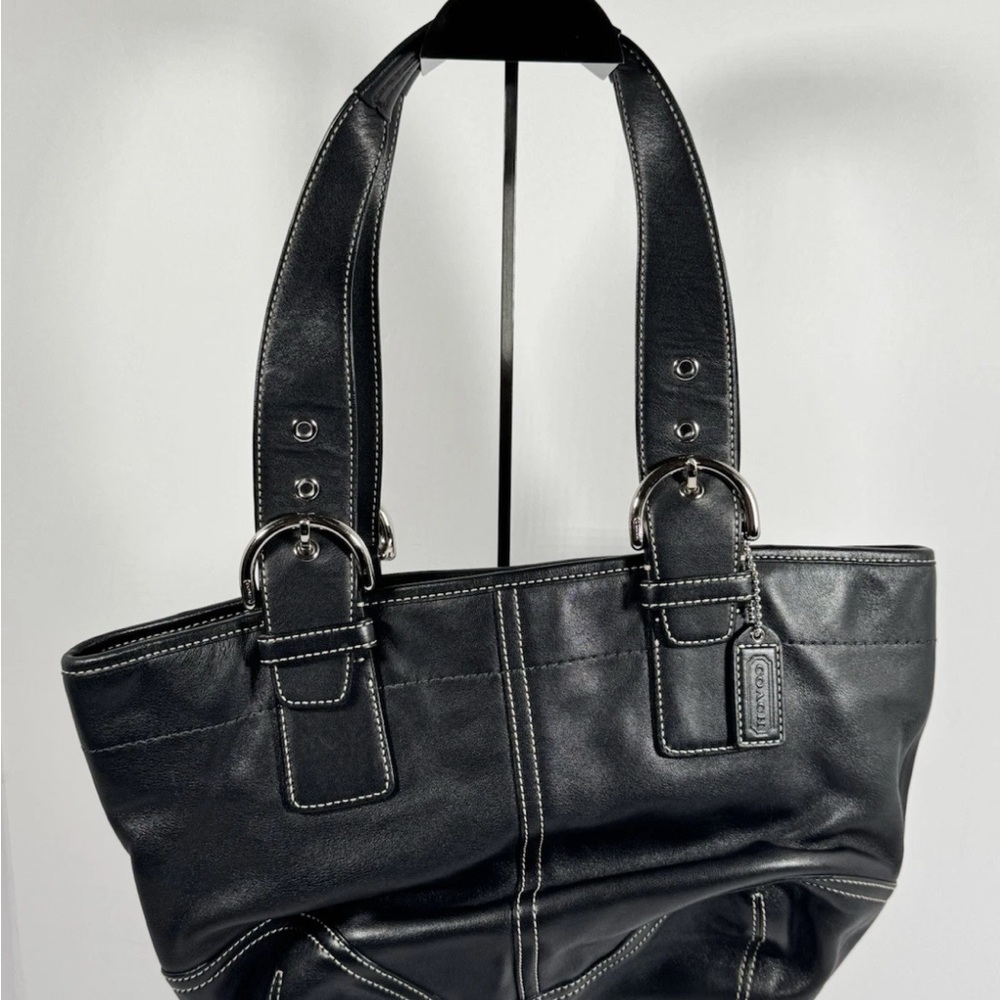Vintage COACH Black Leather Soho Handbag Shoulder Purse 9544